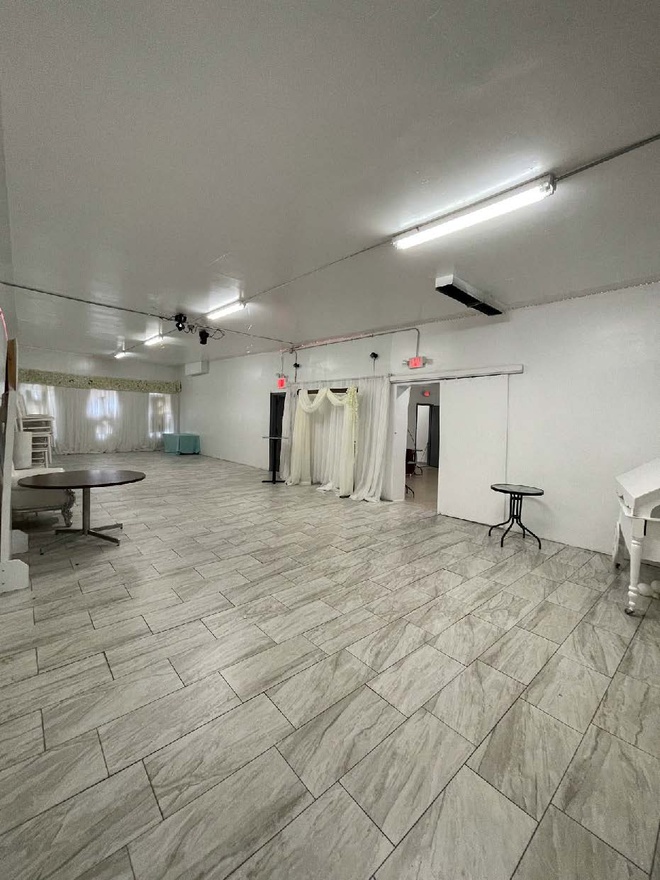 Photo of 101 East Burnside Avenue