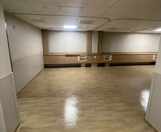 1414 West 4th Street