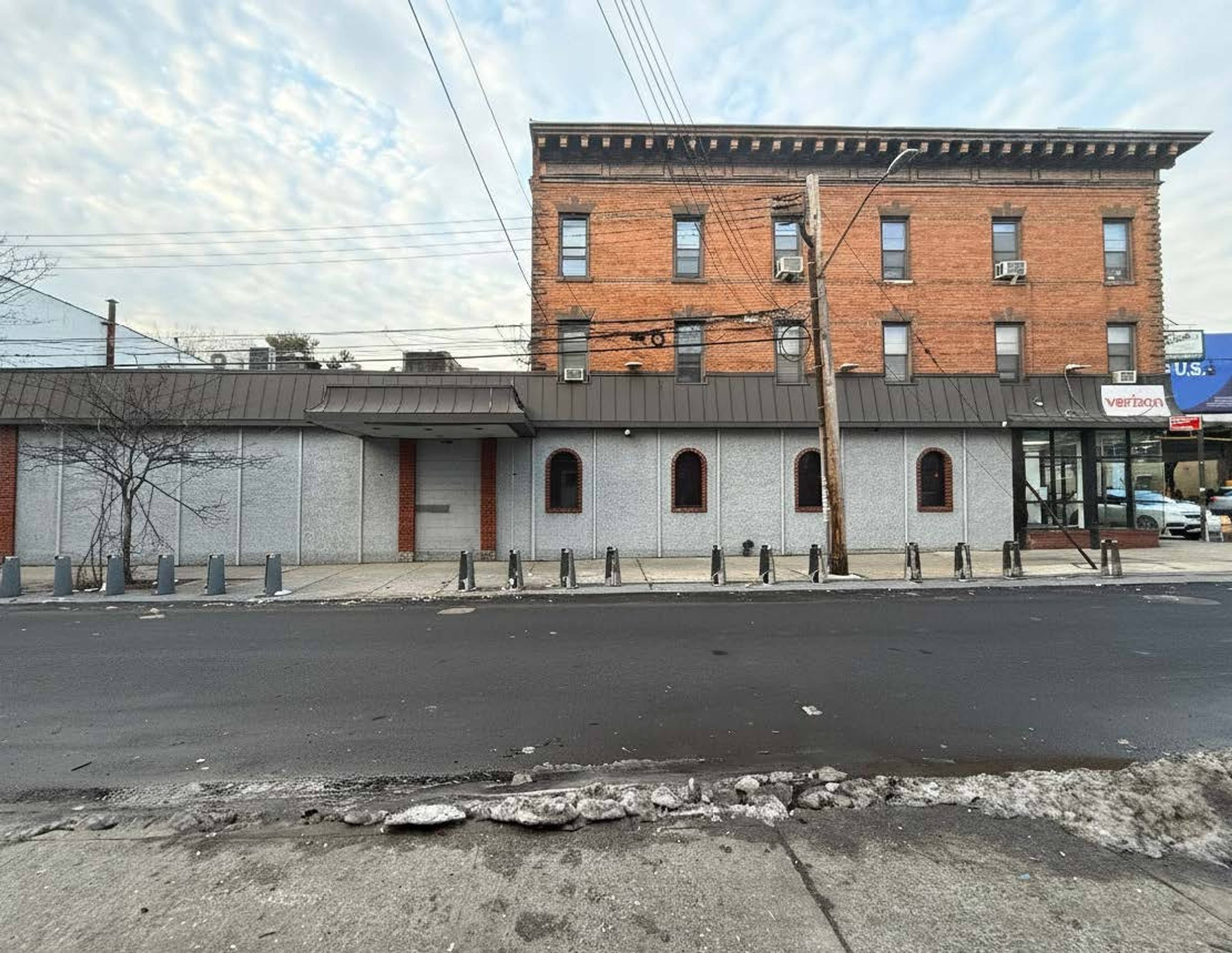 66-96 Fresh Pond Road