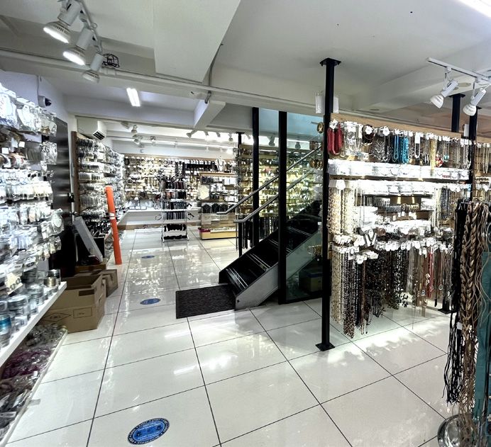 Photo of 1216 Broadway