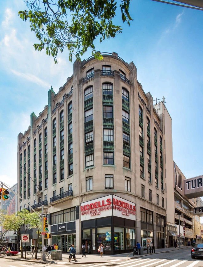 Photo of 452 Fulton Street