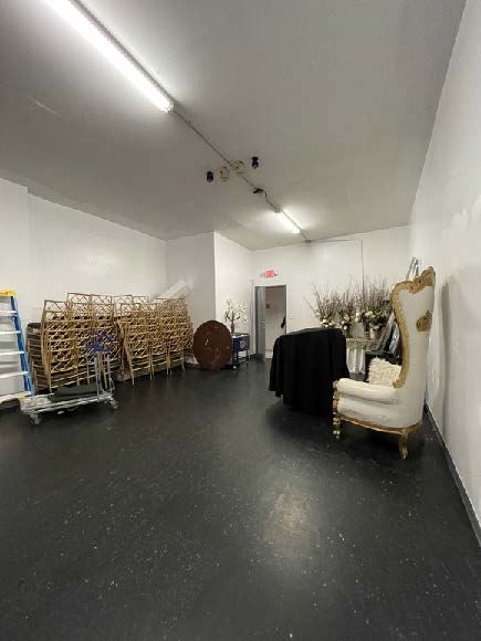 Photo of 101 East Burnside Avenue