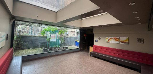 239 West 105th Street