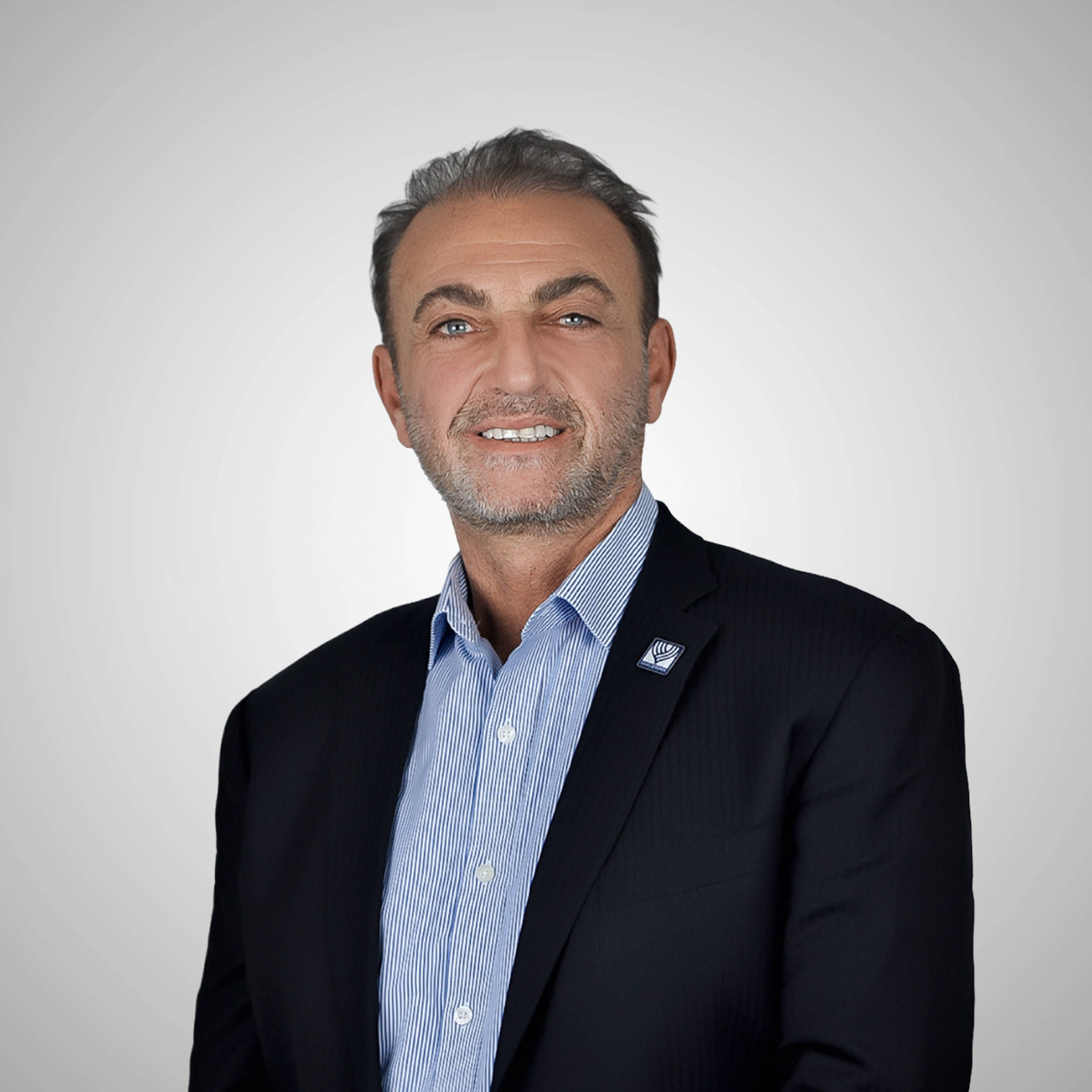 Portrait of Ricky Aryeh