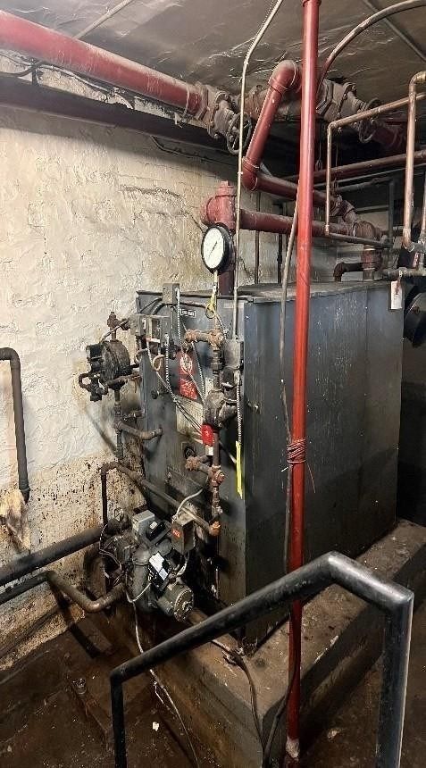 6 East Sidney Avenue