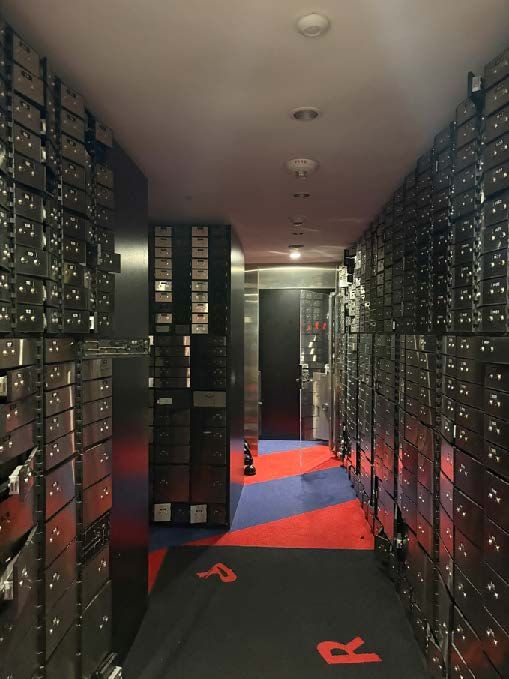 830 Third Avenue (Corner)