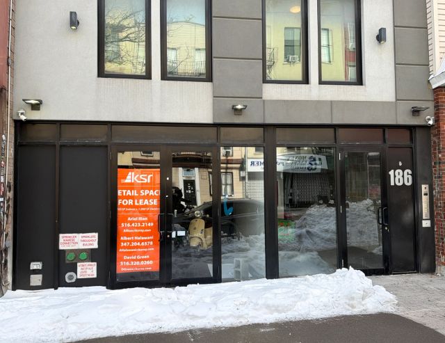 186 Greenpoint Avenue