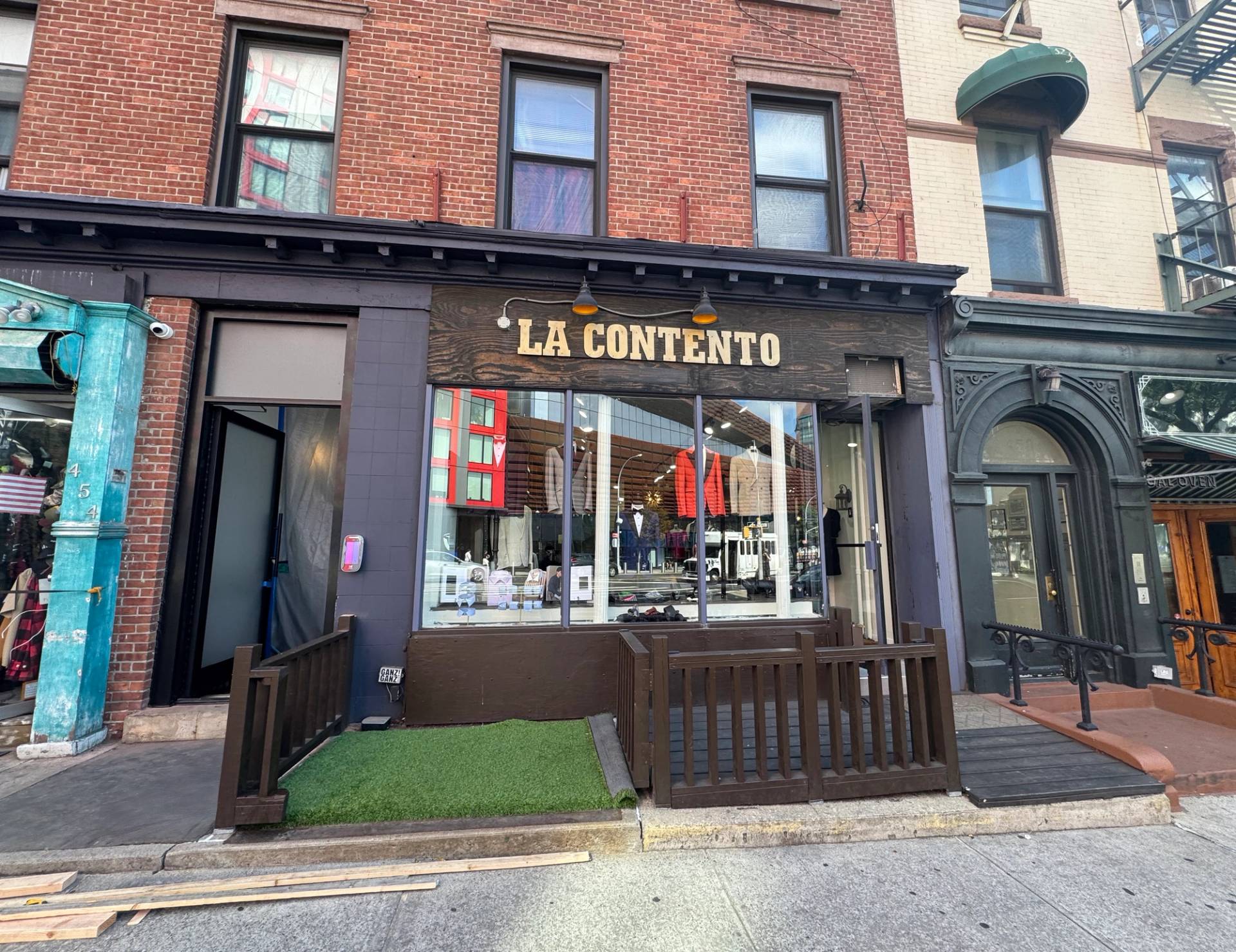452 Dean Street