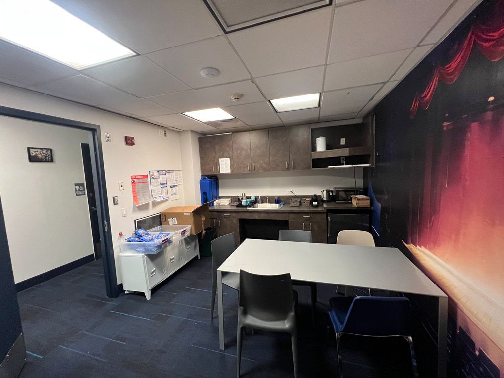 Photo of 785 Broadway