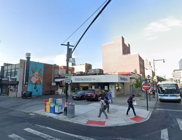 Photo of 39-02 Union Street