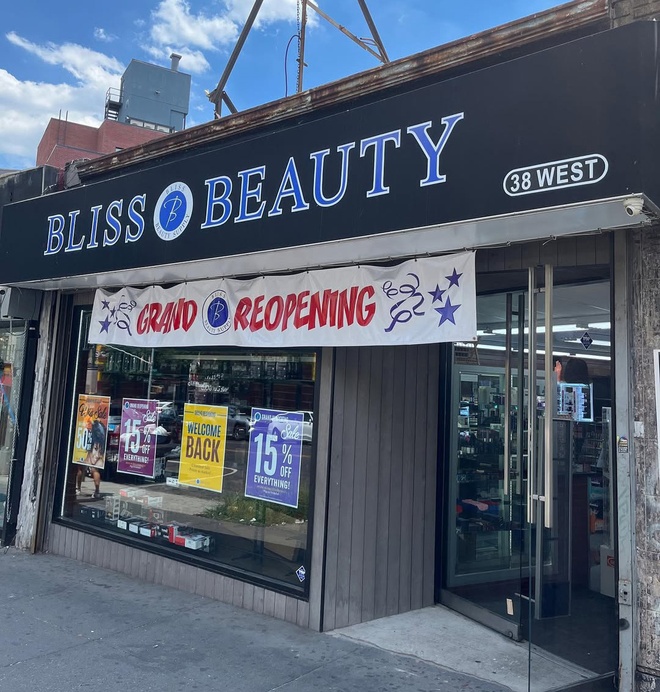 38 West Burnside Avenue