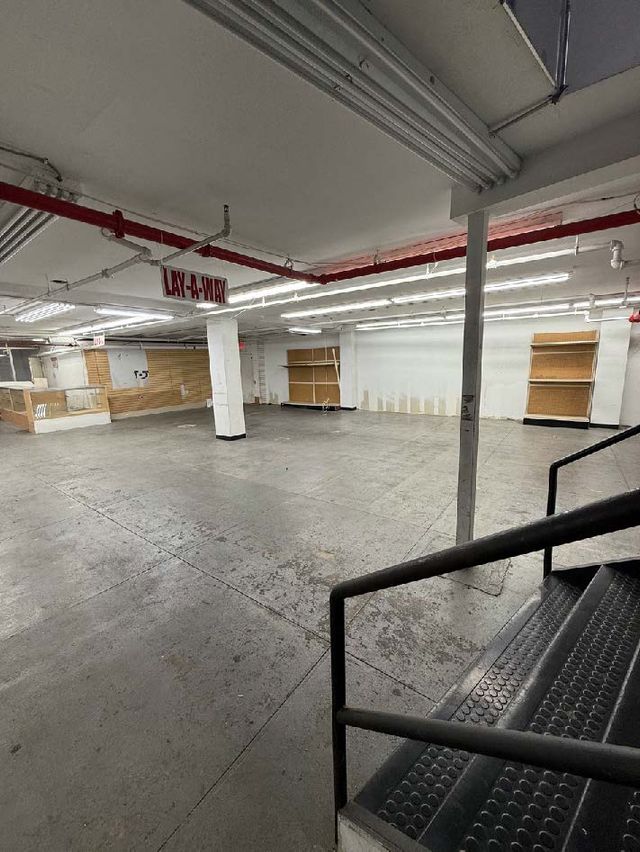 306 East Fordham Road