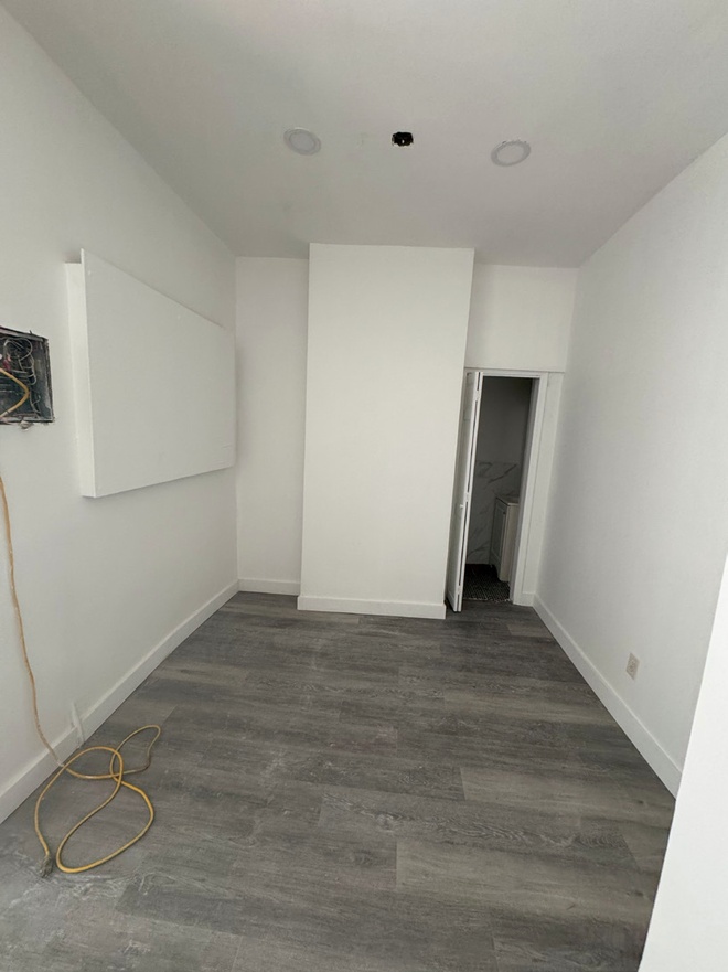 359 West 54th Street