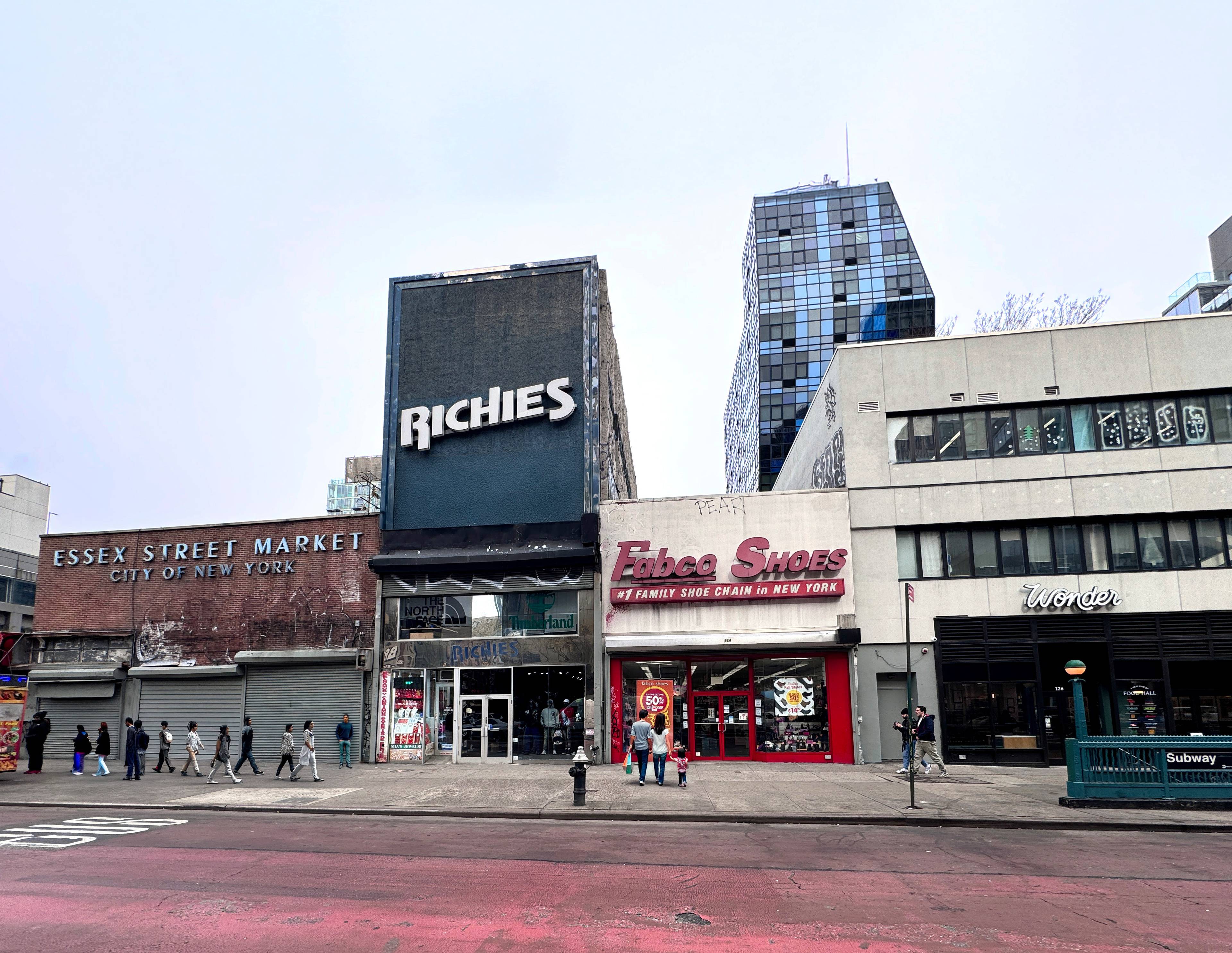 122 Delancey Street