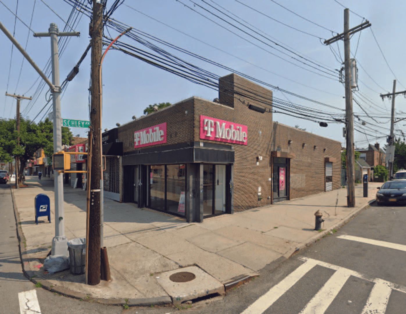 3825 East Tremont Avenue KSR New York Commercial Real Estate Brokerage