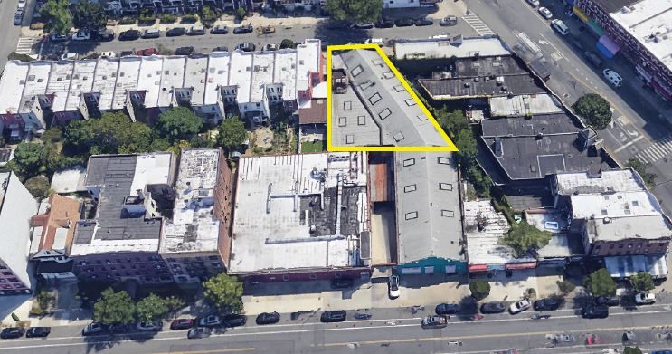 2215 Vanderveer Place