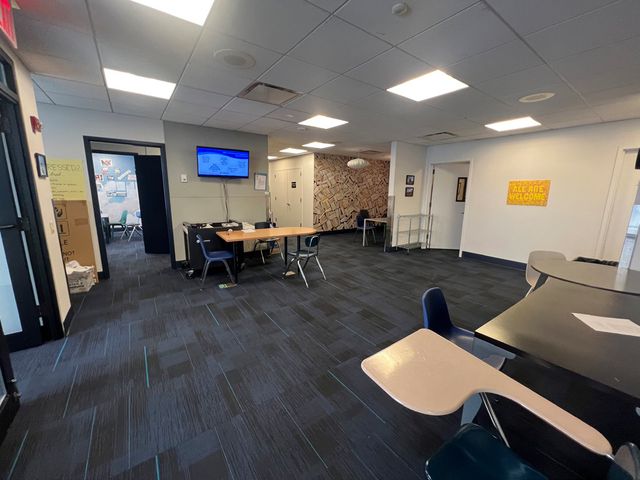 Photo of 785 Broadway