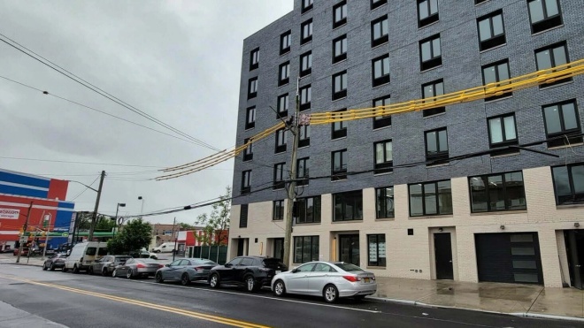 906 East New York Avenue