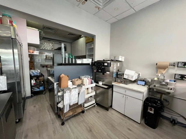 31-89 Steinway Street