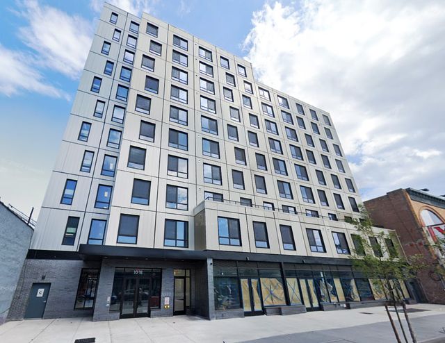 1018-1024 Beach 20th Street