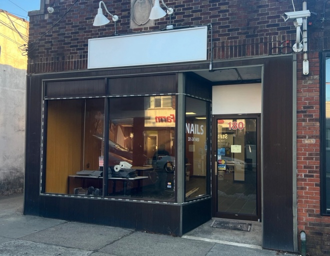 180 West Englewood Avenue