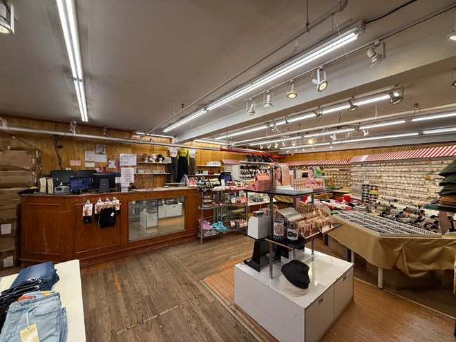 585 West 181st Street