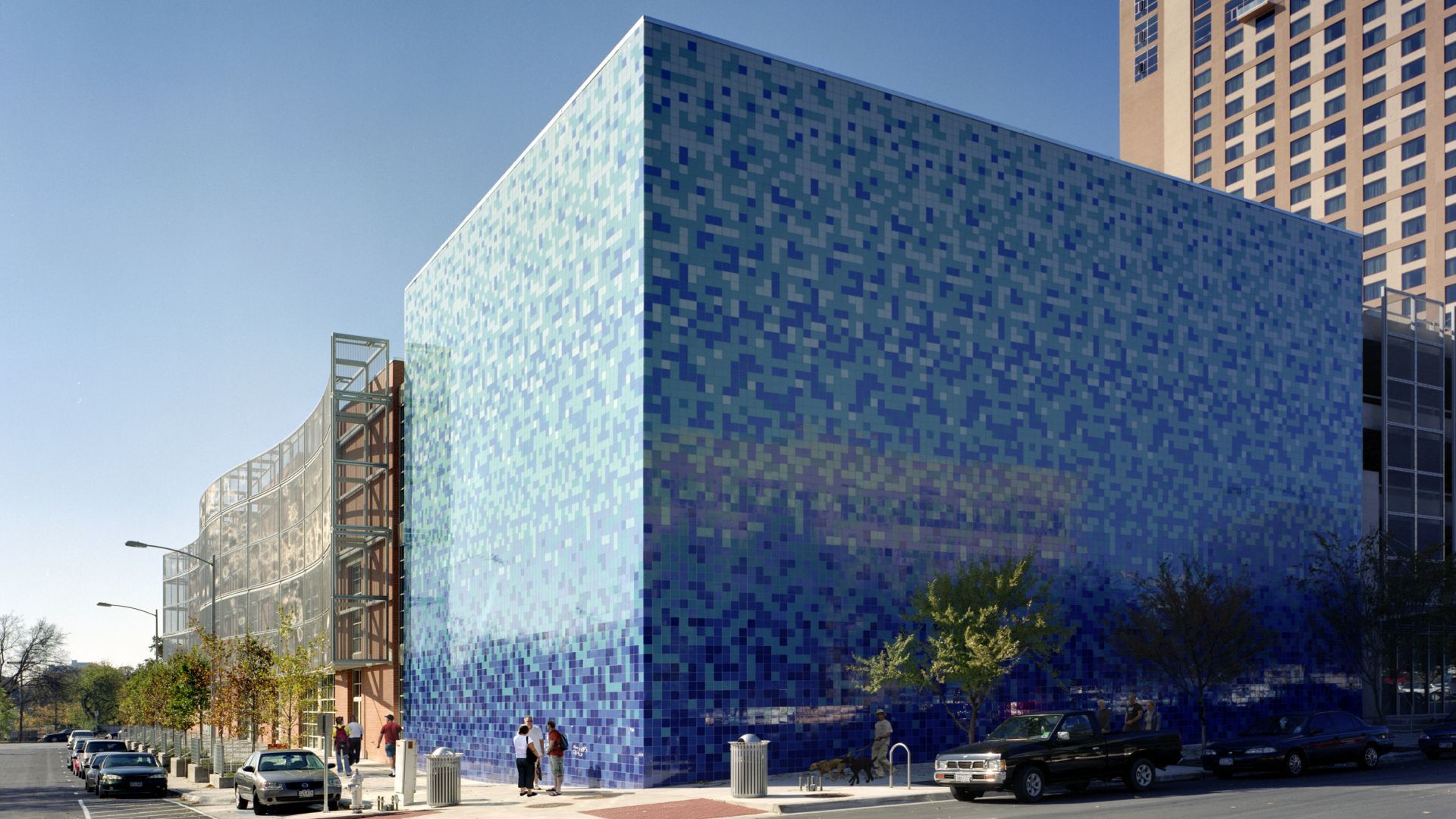 Convention Center Parking Garage and Cooling Plant