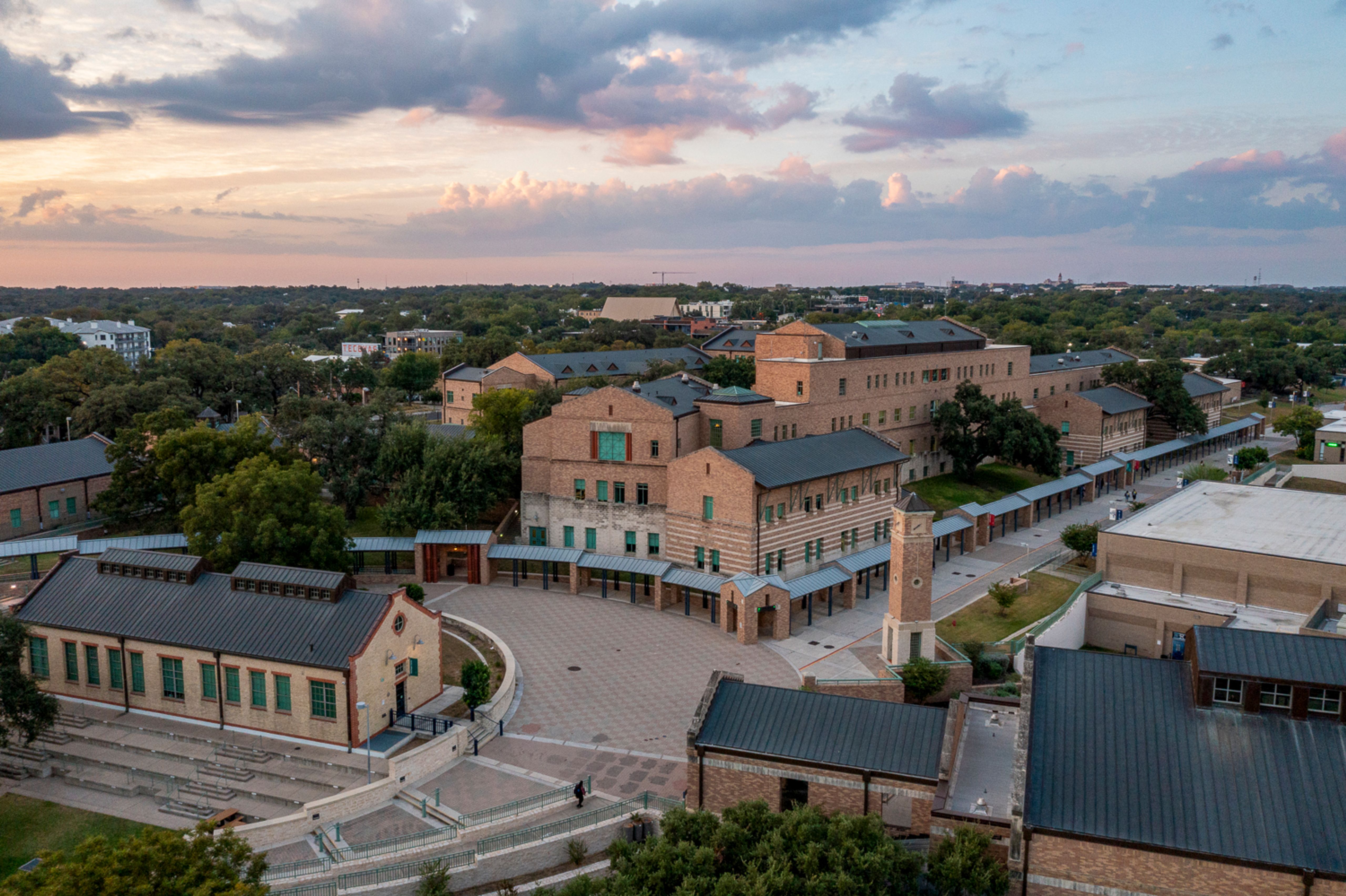 Texas School for the Deaf (TSD)