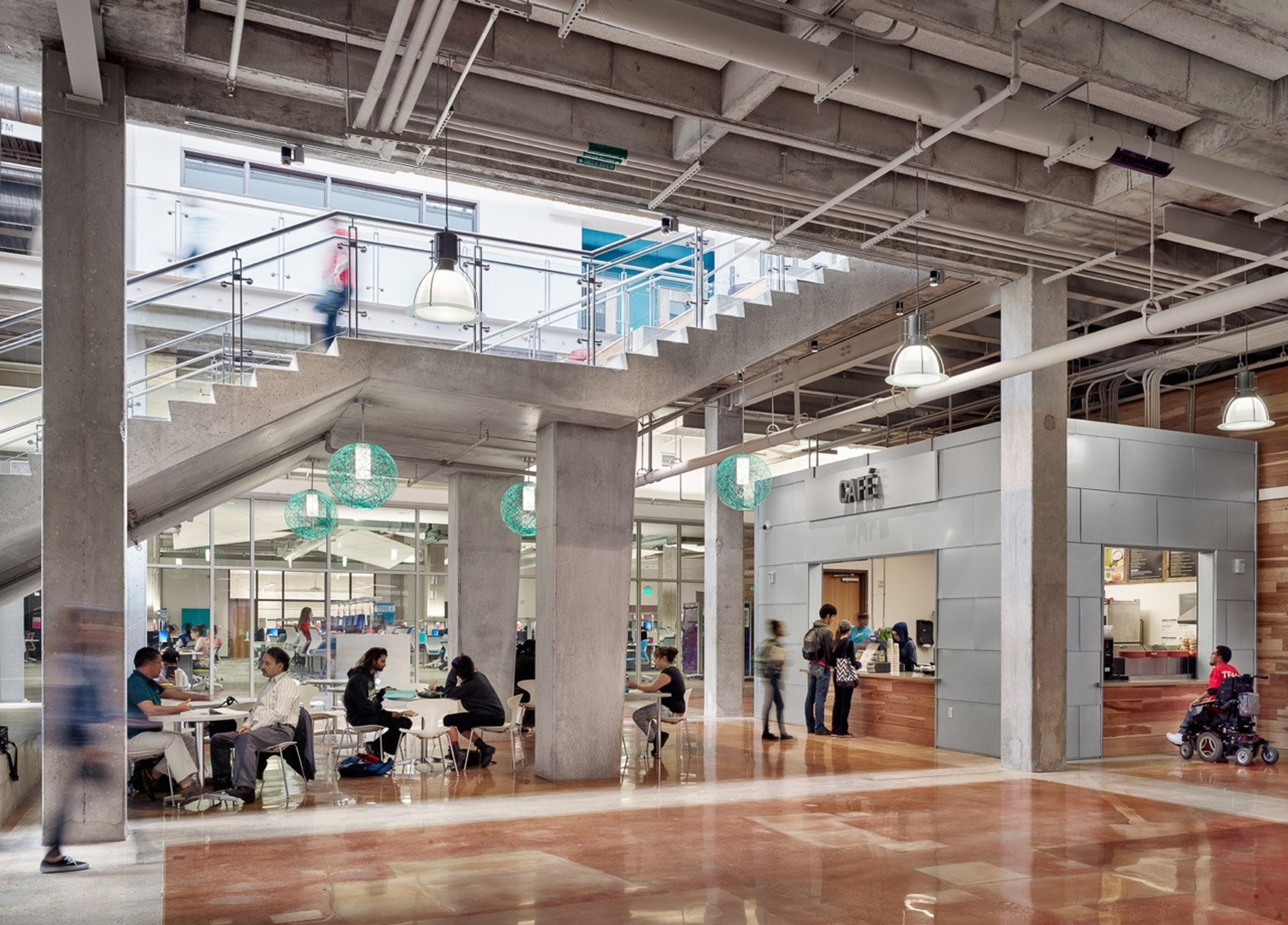 ACC Highland Sticky Space