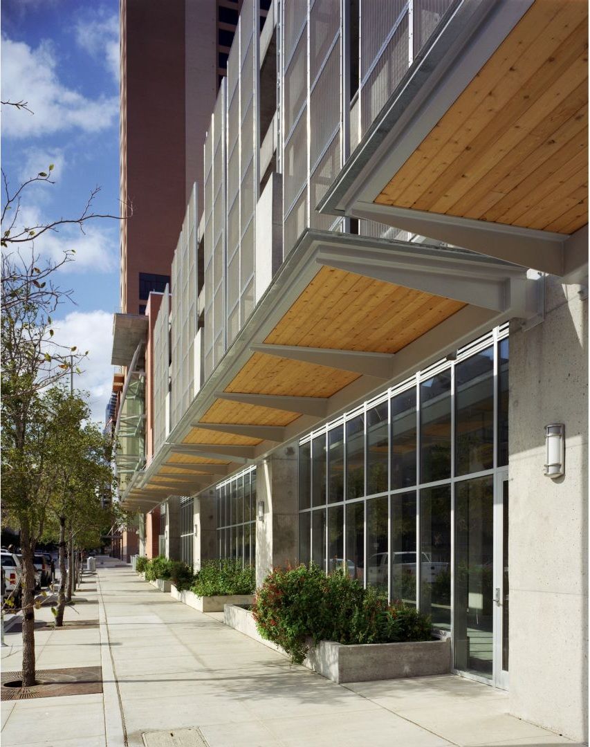 Convention Center Parking Garage and Cooling Plant
