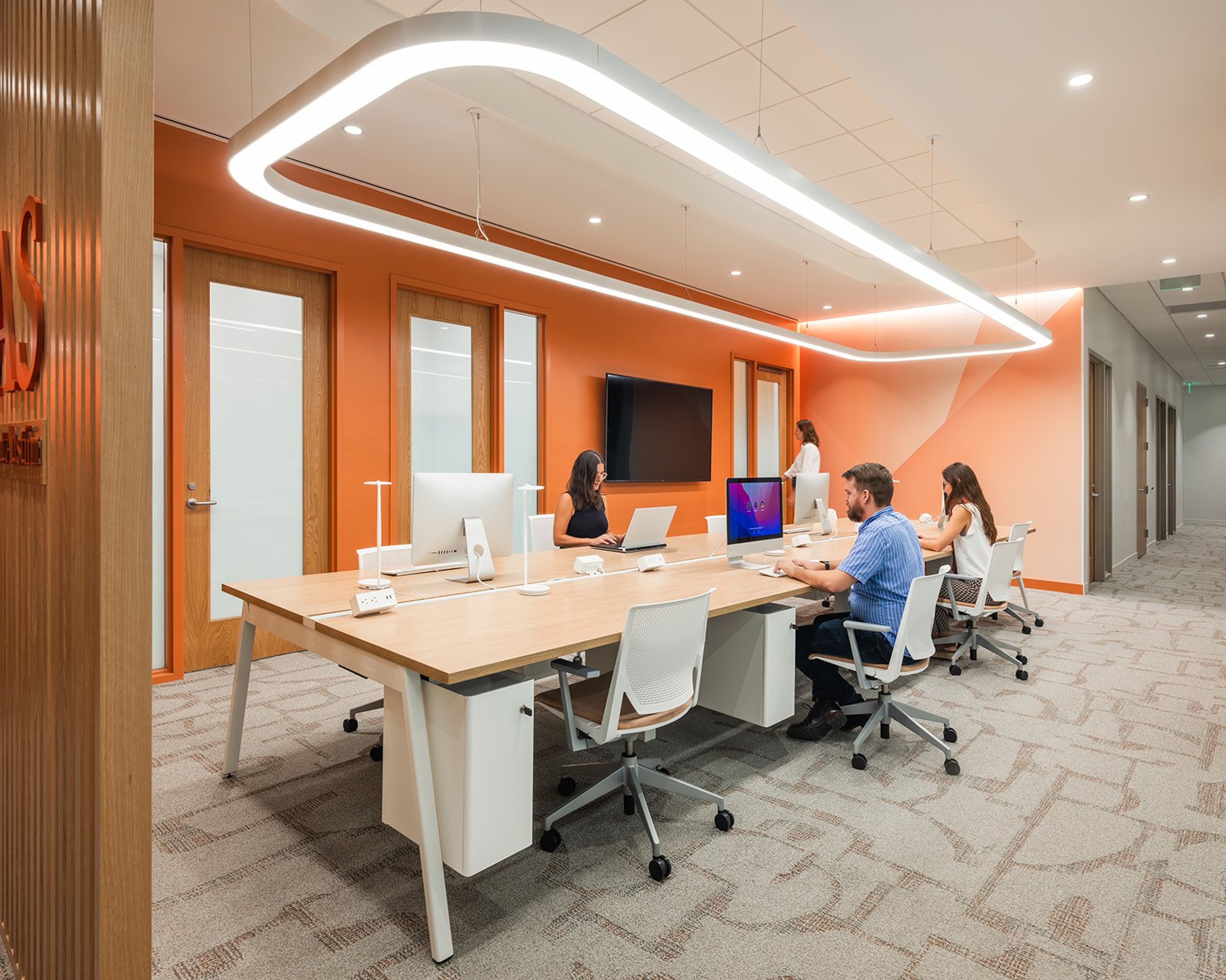 UT Student Services - Make it stand out