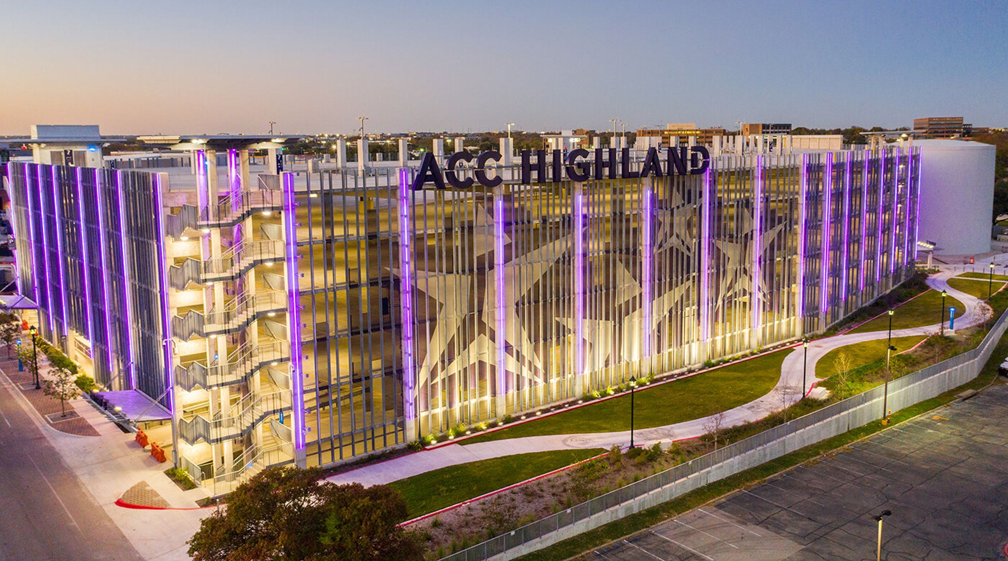ACC Highland Campus Parking Garage