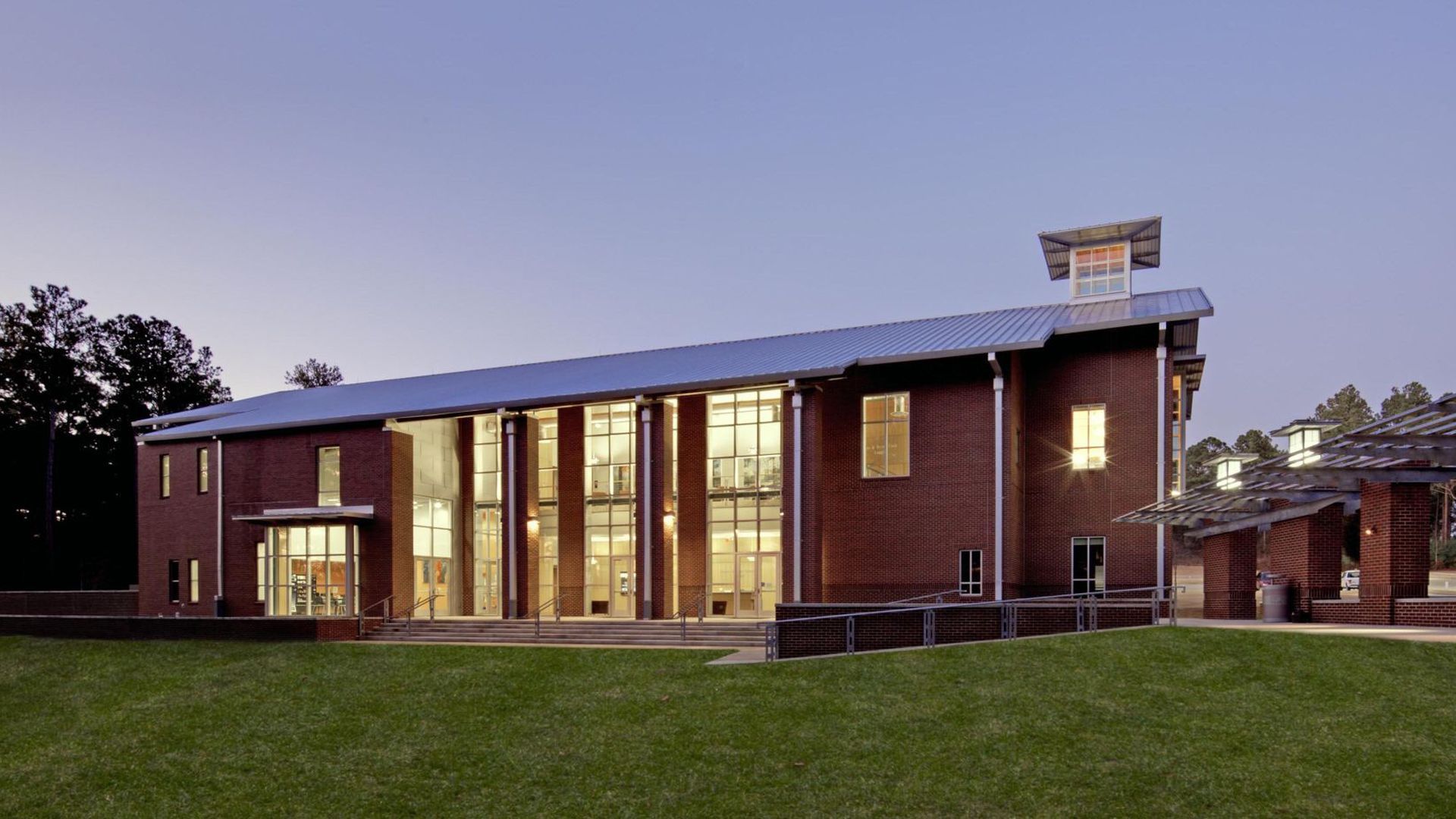 Mathis Hall - UT Tyler Palestine