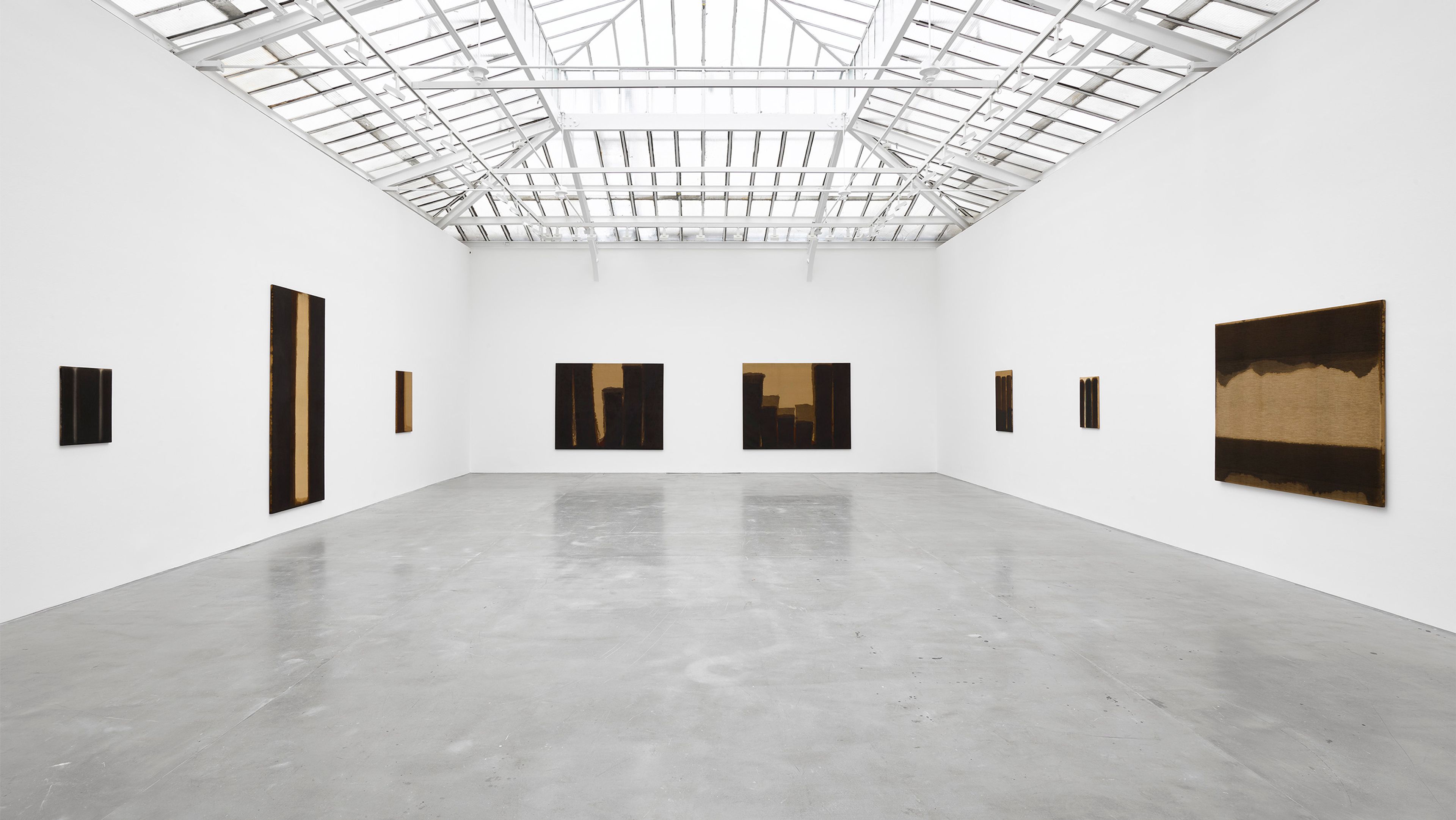 An Installation view, Yun Hyong-keun, David Zwirner, Paris, dated 2023