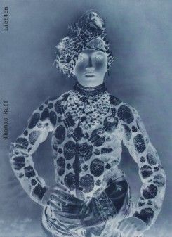 Thomas Ruff Books | Books | David Zwirner