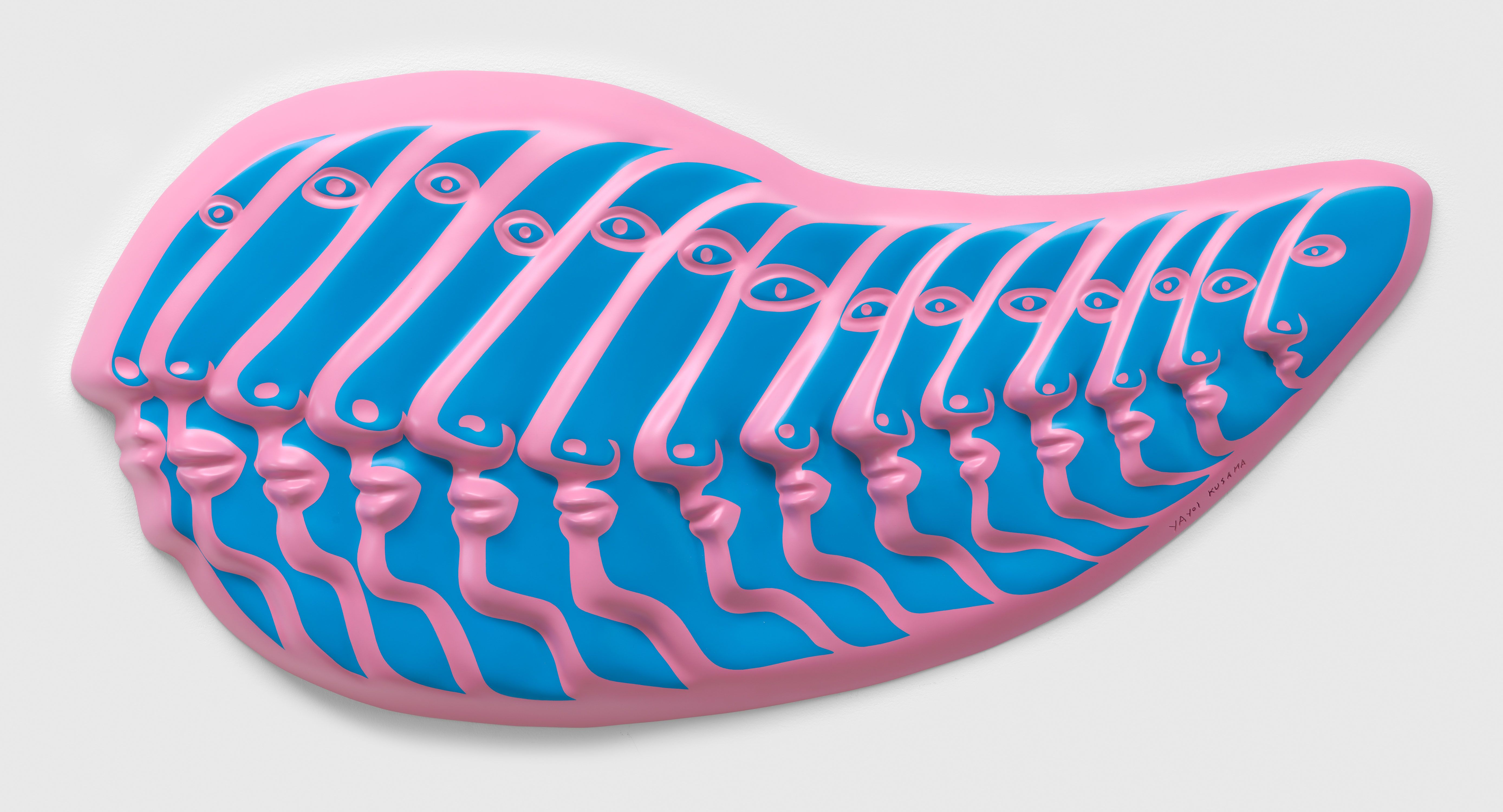 A sculpture by Yayoi Kusama, titled SOULS OF WOMEN THAT CONTINUE FOREVER (6-P/Blue), dated 2020.