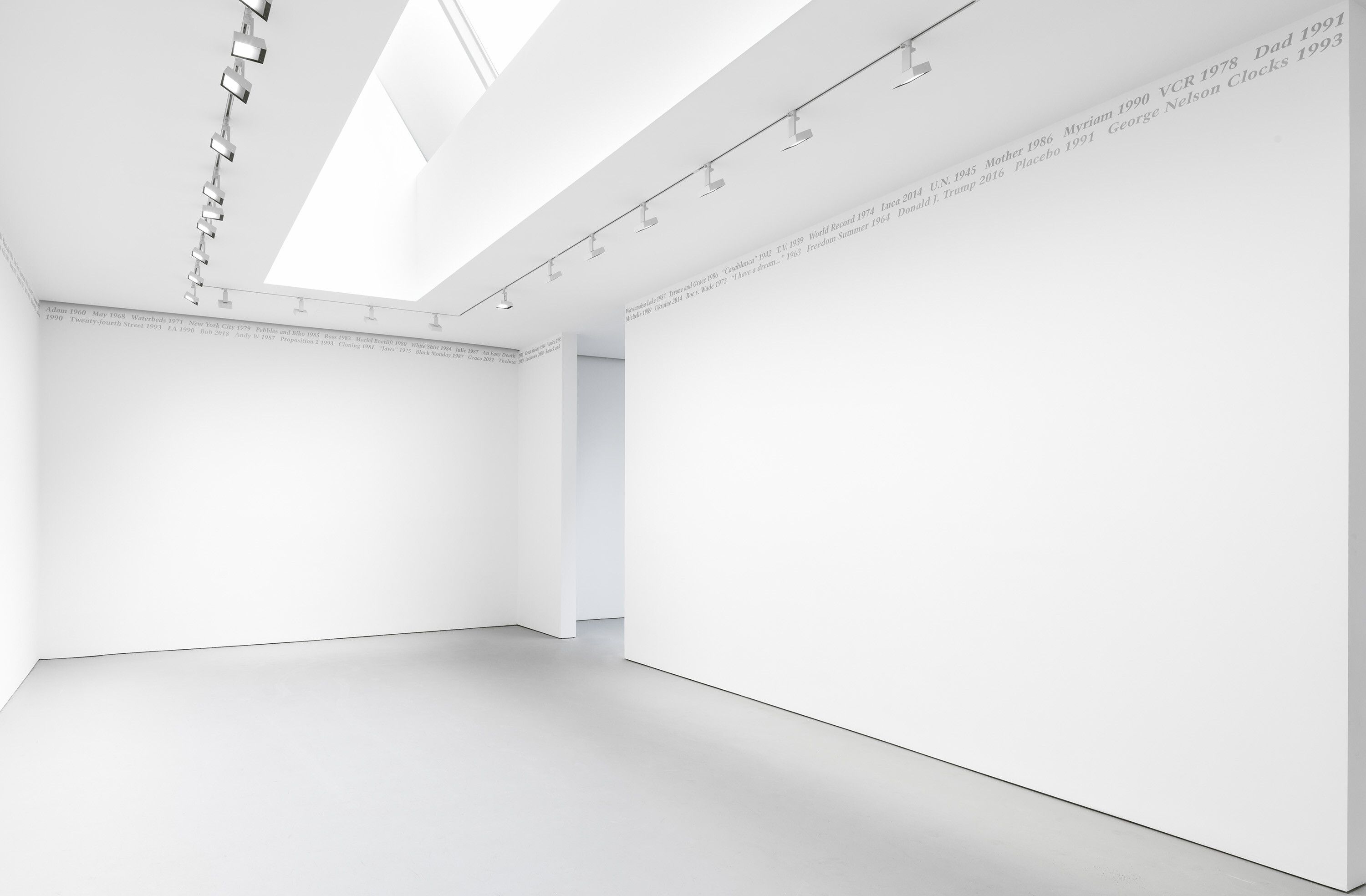 A sculpture by Felix Gonzalez-Torres, called "Untitled" (Portrait of the Magoons), dated 1993.