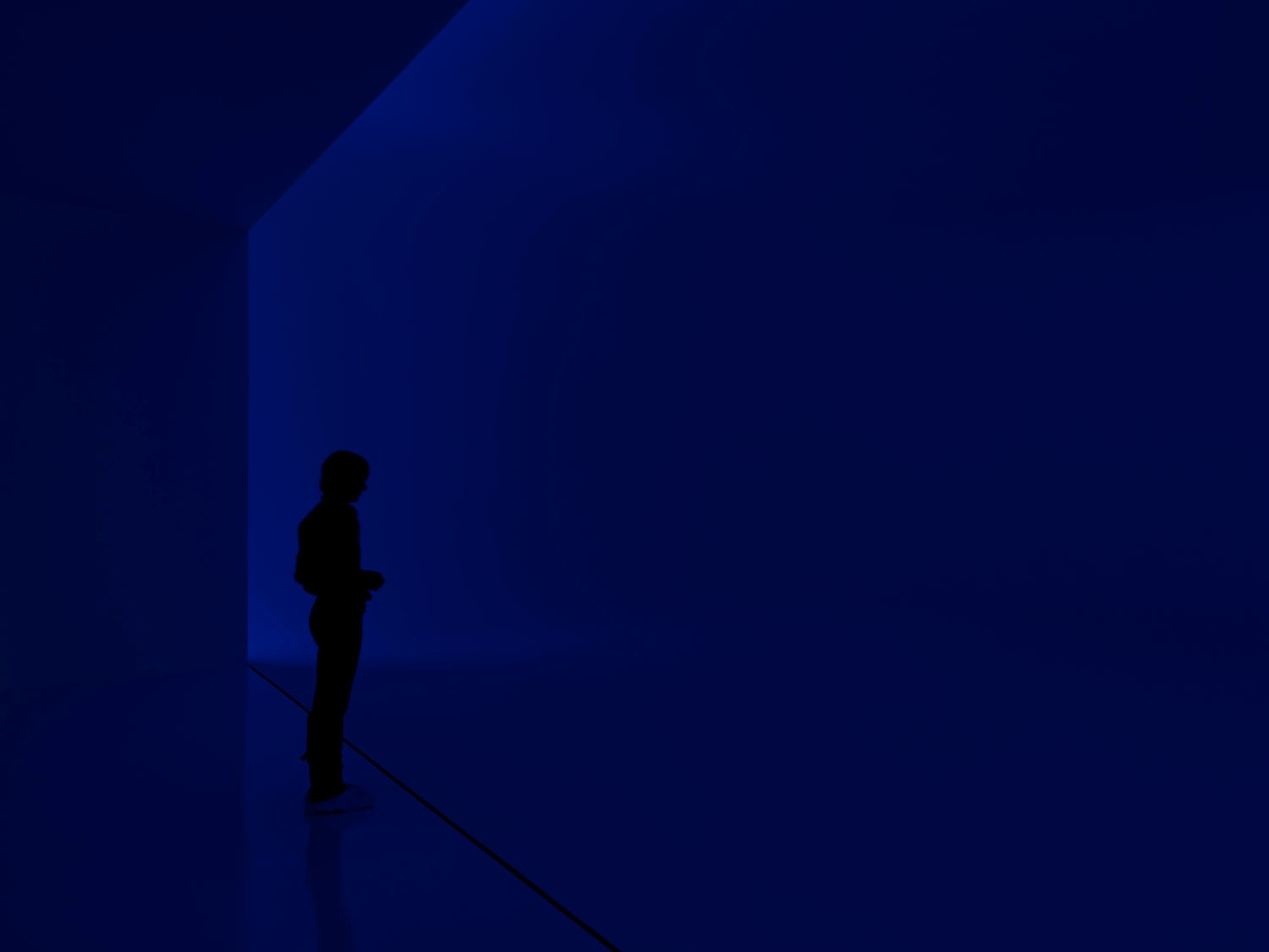 Installation view of the exhibition Doug Wheeler at David Zwirner in New York, dated 2012. 