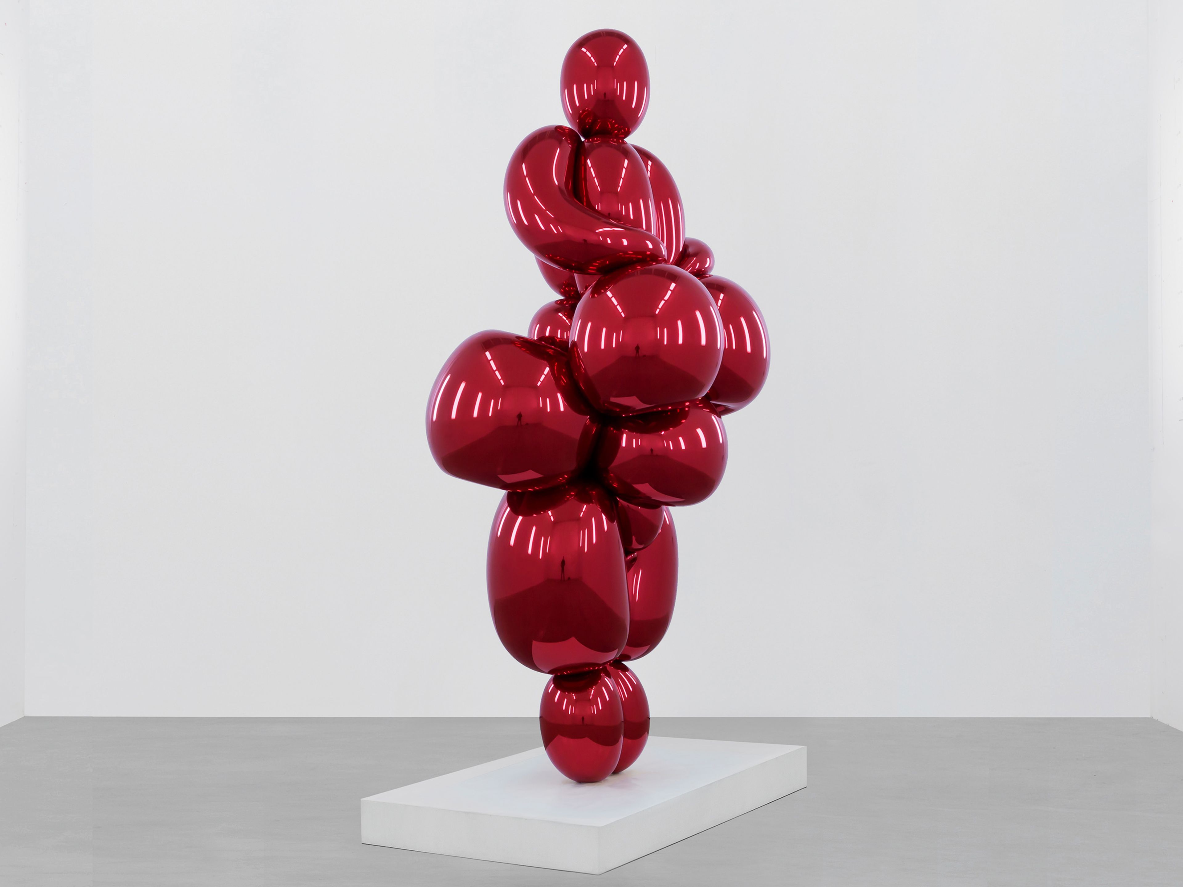 A sculpture by Jeff Koons, titled Balloon Venus Lespugue (Red), dated 2013 to 2019.