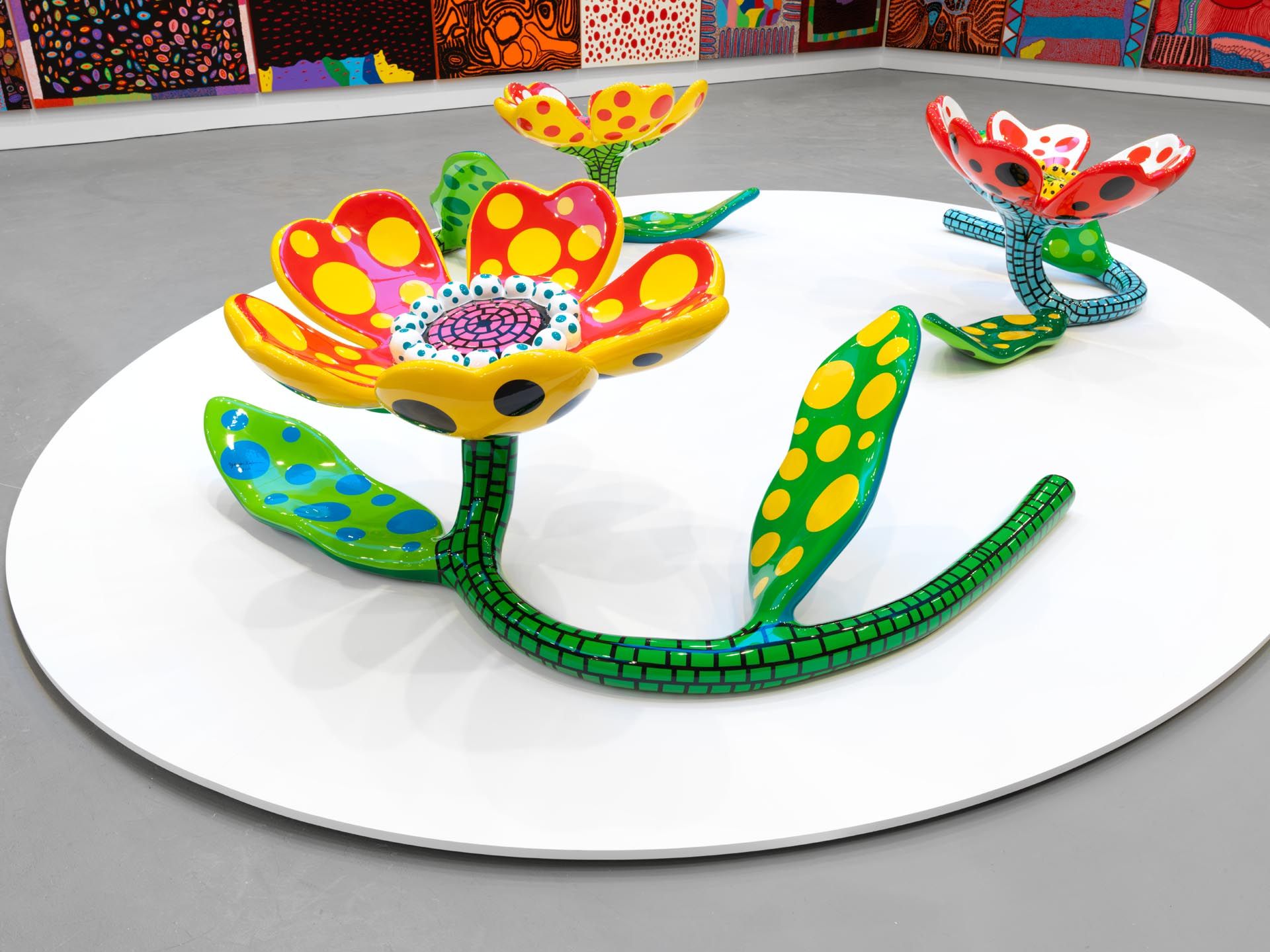 A sculpture by Yayoi Kusama, titled Flowers That Bloom Now, dated 2017.