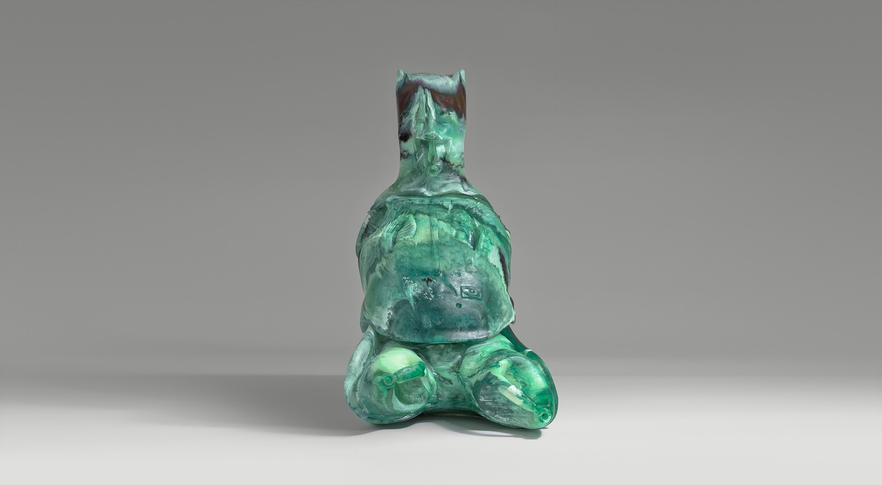 A sculpture by Andra Ursuta, titled Misintegration, dated 2022.
