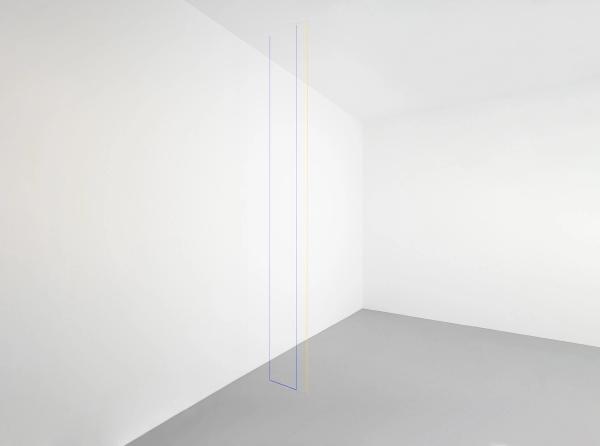 Fred Sandback — Untitled (Vertical Construction with Two Parts)