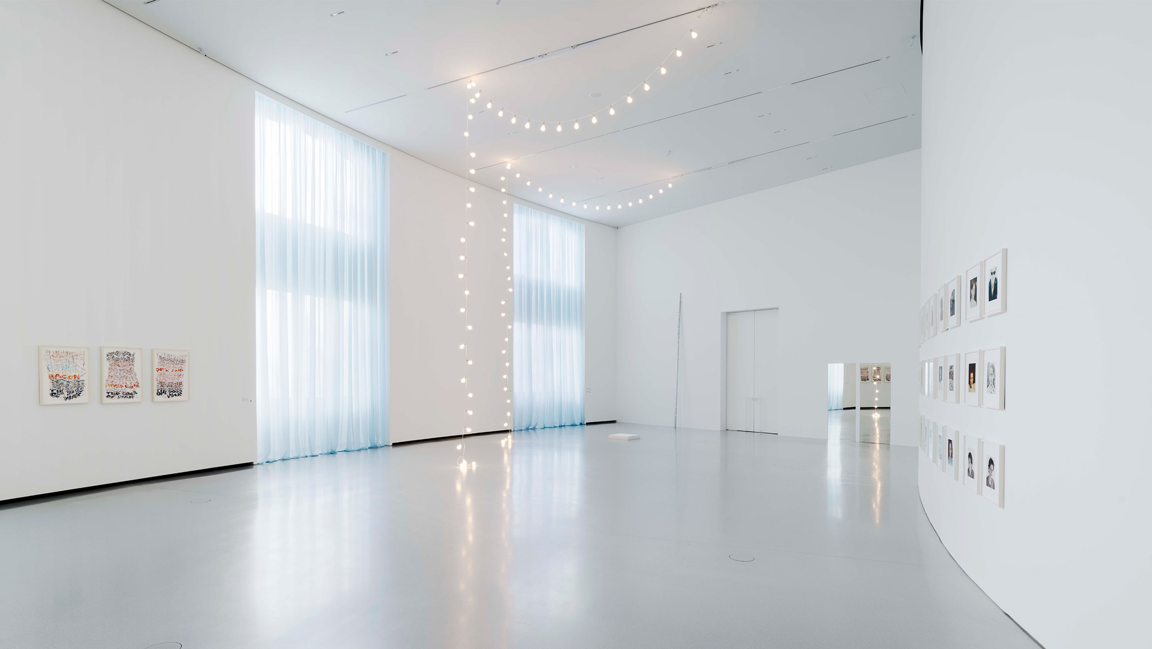 Installation view of an exhibition, titled Felix Gonzalez-Torres – Roni Horn, at Bourse de Commerce, Pinault Collection, in Paris, dated 2022. 