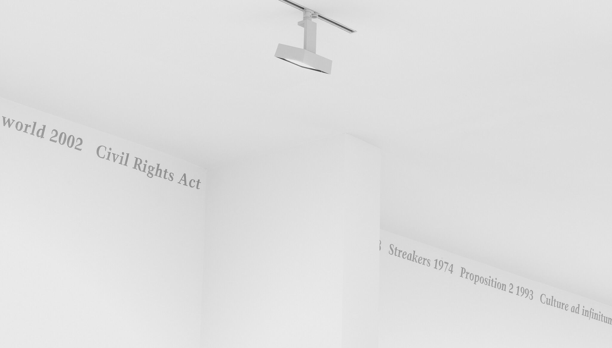 Installation view of the exhibition titled Felix Gonzalez-Torres at David Zwirner, New York, dated 2023
