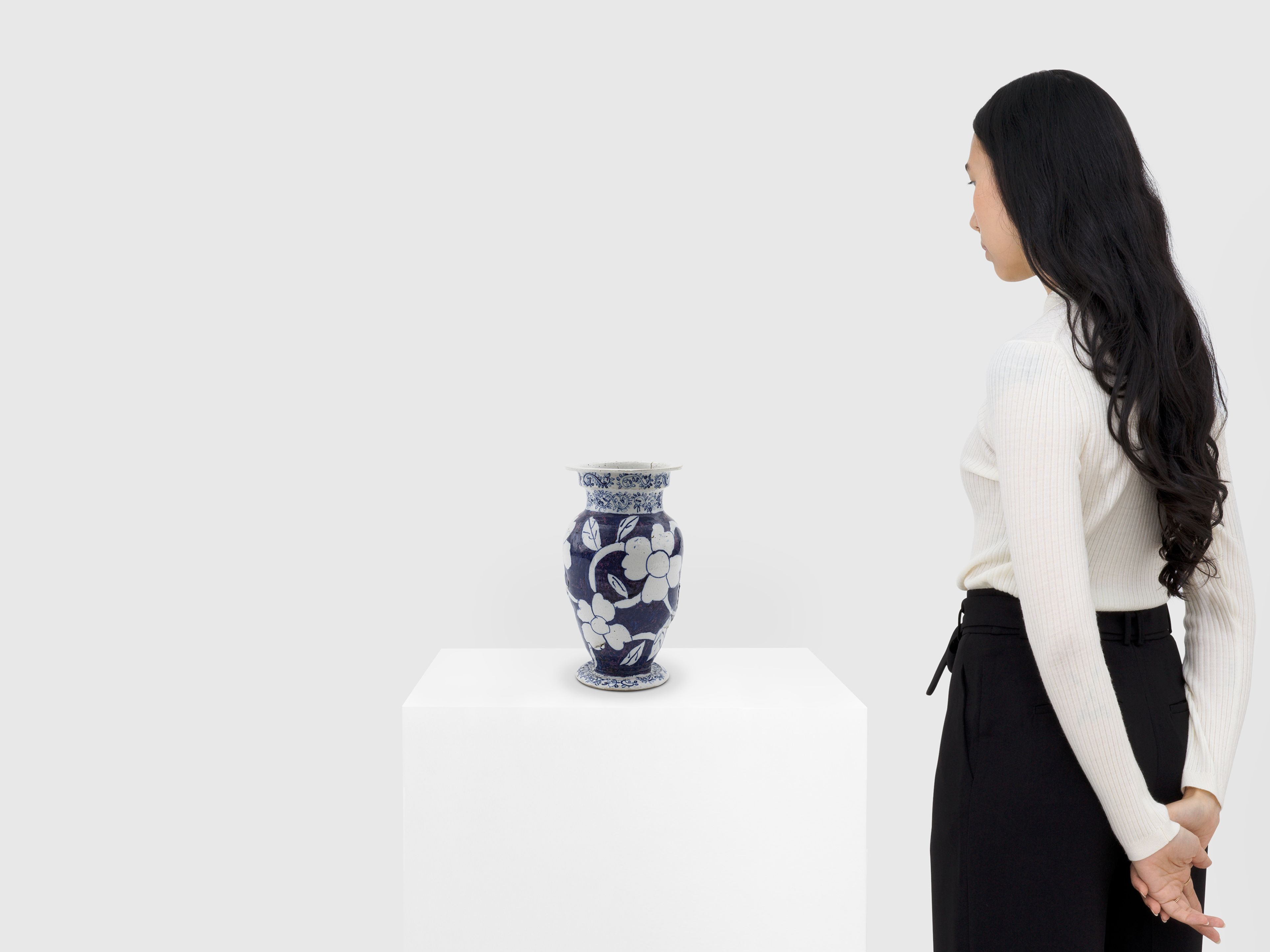 An untitled sculpture by Magdalena Suarez Frimkess and Michael Frimkess, dated 2007.