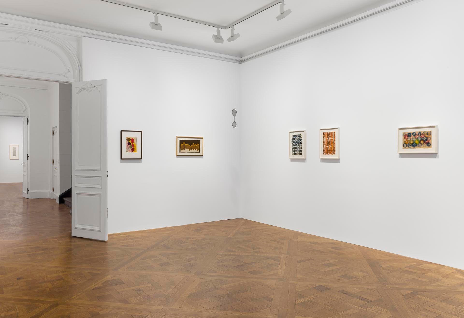 Installation view of the exhibition Josef and Anni and Ruth and Ray, at David Zwirner in New York, dated 2017.