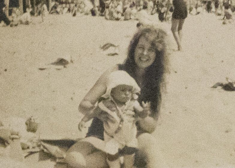 A photo of Alice Neel and her daughter Santilana.