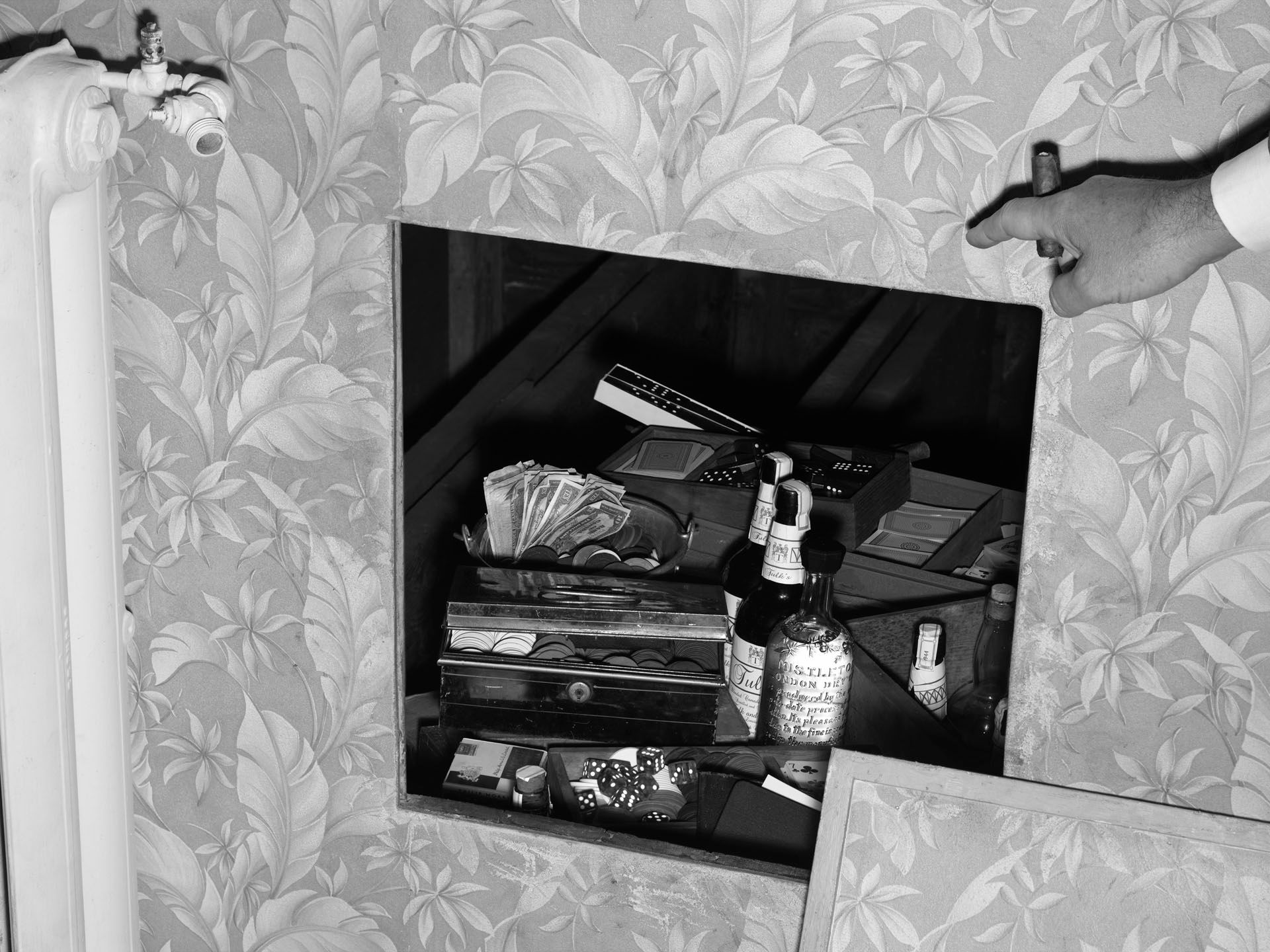 A photograph by Stan Douglas, titled Cache, 1948, dated 2010. 