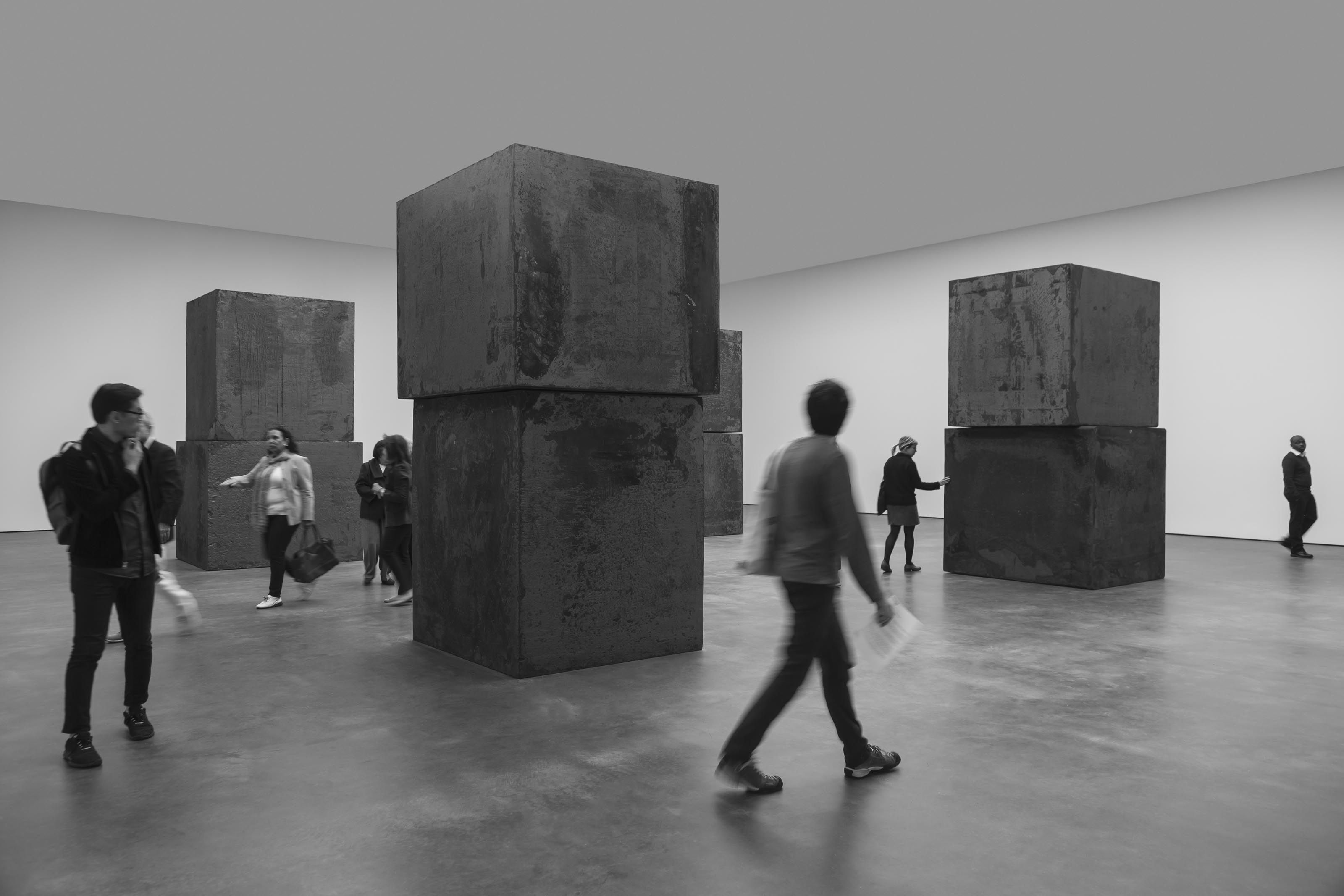 Installation view of the exhibition Richard Serra: Equal, at David Zwirner in New York, dated 2015.