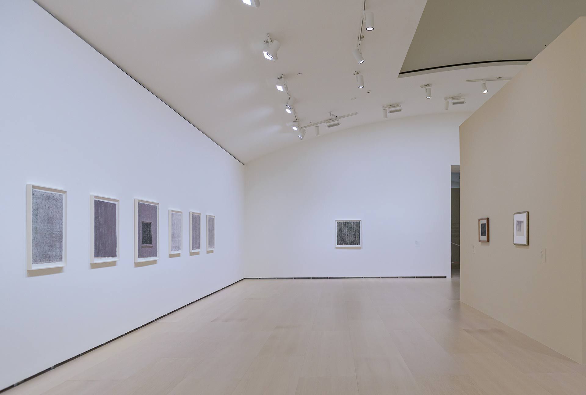 Serra/Seurat. Drawings | David Zwirner